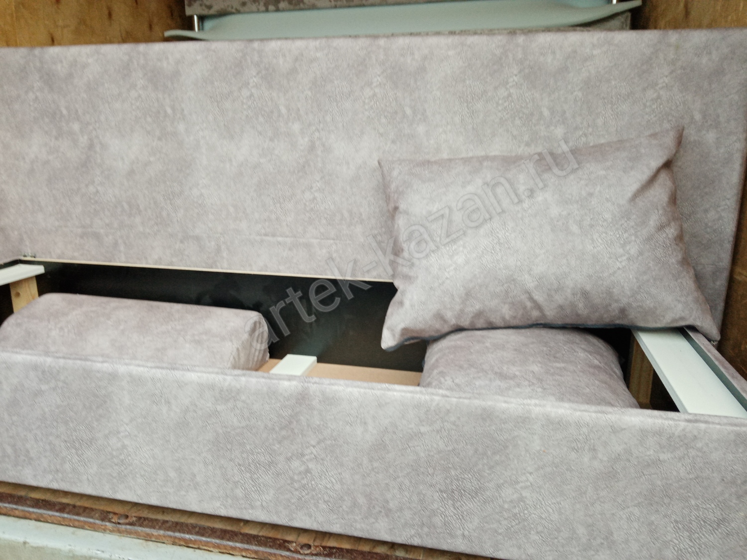 Фото 4. Купить недорогой диван по низкой цене от производителя можно у нас.